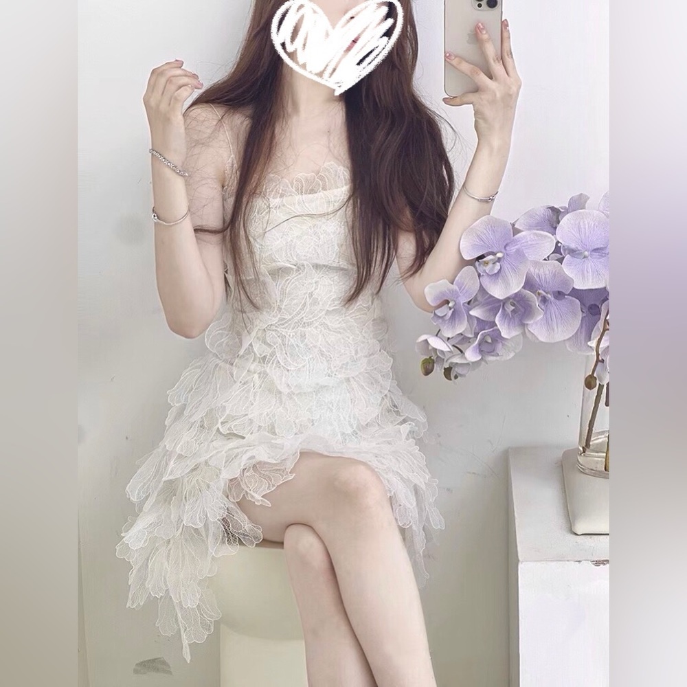 Elegant White Silk Lace Dress ✨ 3D Floral Detail | 100% Silk | Hidden Zip